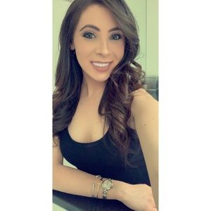 Meet your Posher, Emily